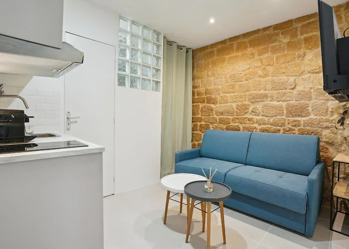 Apartment Tiny 12 D Paris's Heart! *